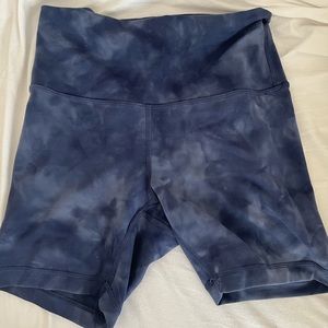 Lululemon Wunder Under shorts